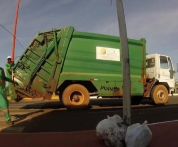 ff944f5b6f586c25e2bc7c40b5076a76